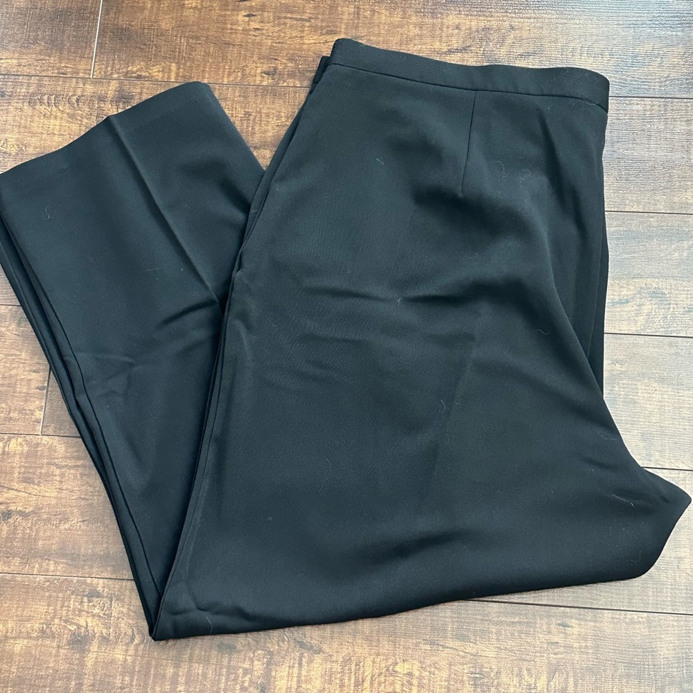 Pennington’s dress pants